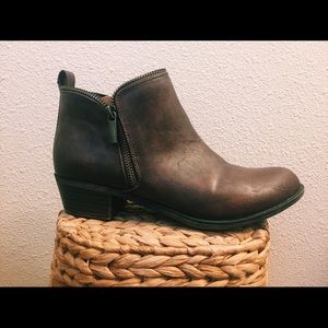 Ankle Boots “Booties”